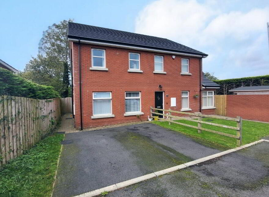 42 Ashbourne, Newtownabbey, BT36 6SW photo