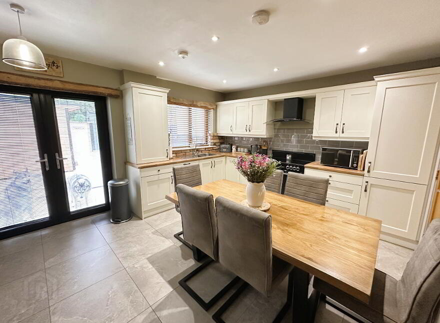 1 Bishops Green, Banbridge, BT32 4FB