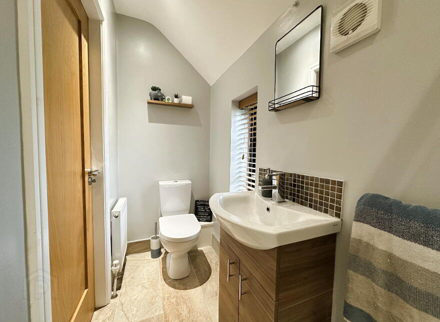 1 Bishops Green, Banbridge, BT32 4FB