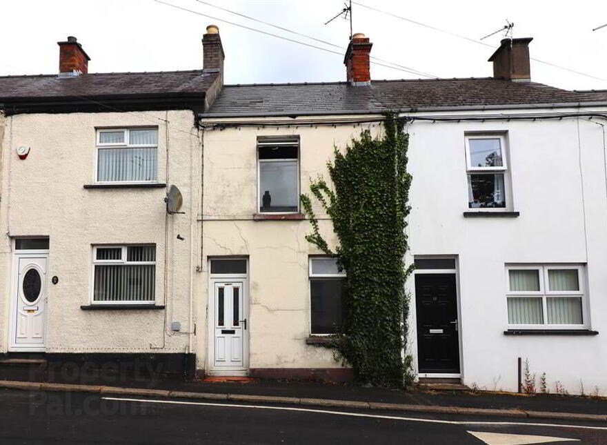 33 Millbrook Road, Queens Road, Lisburn, BT27 4XN photo
