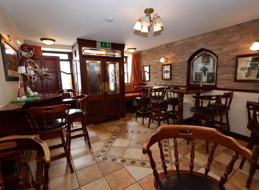 Fox`s Pub, Bailieborough, A82K3V6