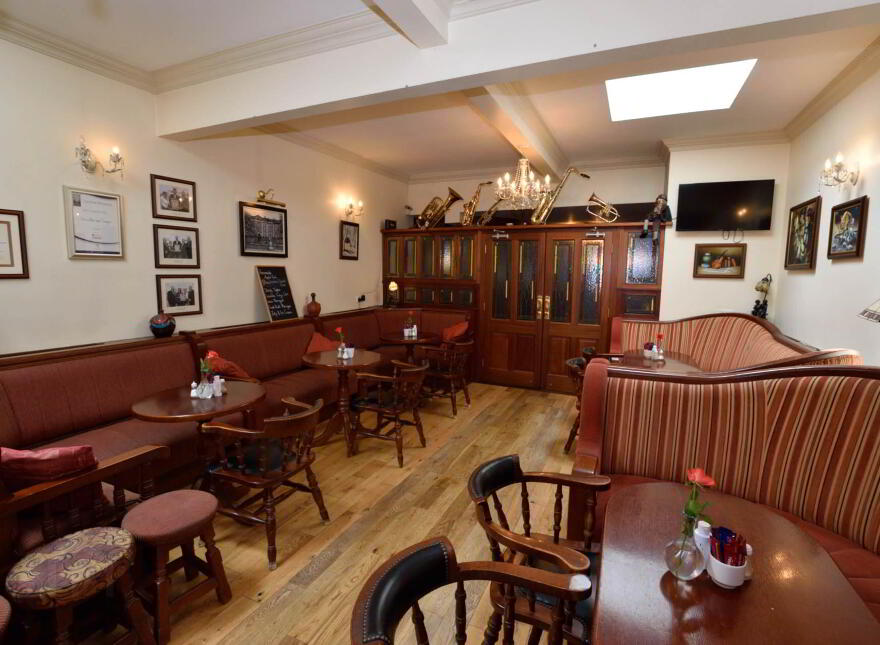 Fox`s Pub, Bailieborough, A82K3V6