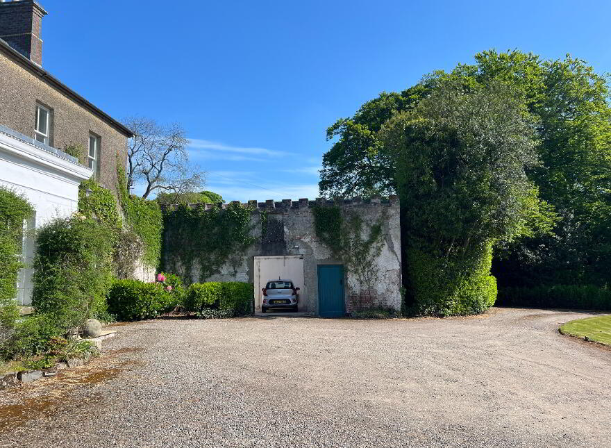 CASTLECAULFIELD HOUSE, 4 Drumreany Road, Castlecaulfield, Dungannon, BT70 3NY