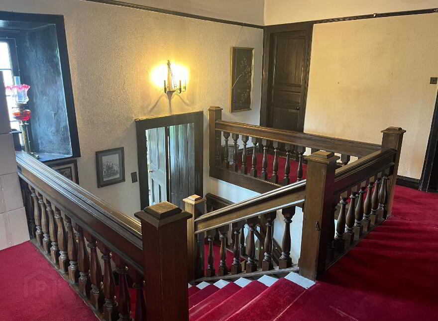 CASTLECAULFIELD HOUSE, 4 Drumreany Road, Castlecaulfield, Dungannon, BT70 3NY