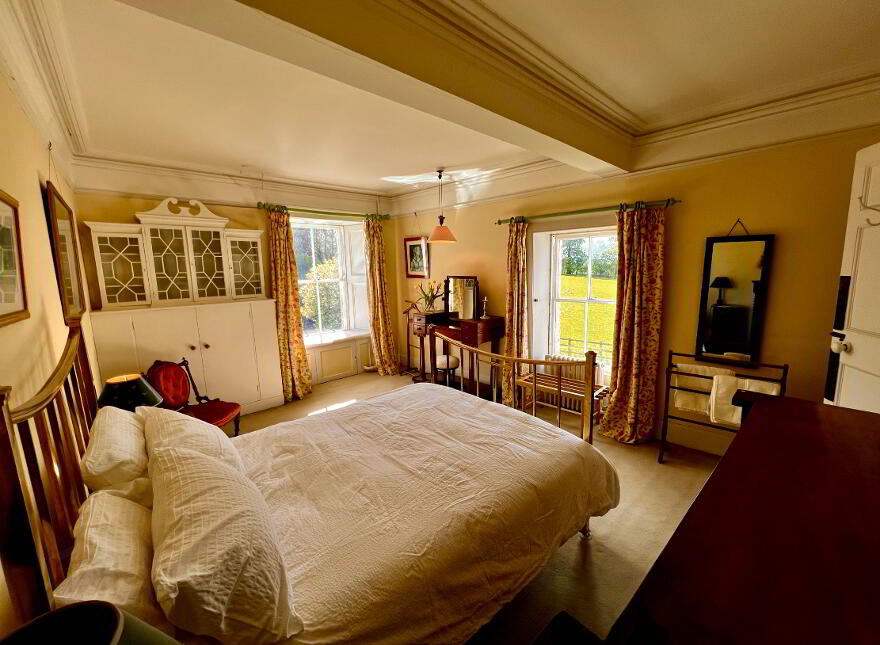 CASTLECAULFIELD HOUSE, 4 Drumreany Road, Castlecaulfield, Dungannon, BT70 3NY