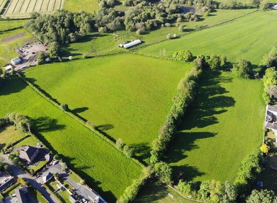 CASTLECAULFIELD HOUSE, 4 Drumreany Road, Castlecaulfield, Dungannon, BT70 3NY