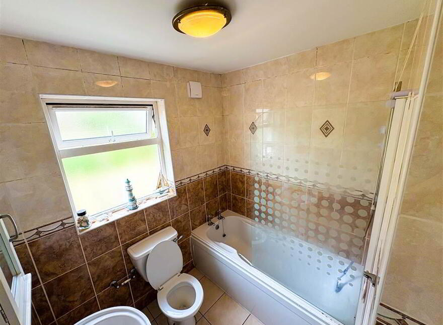10 Carrickree Mews, Warrenpoint, Newry, BT34 3UG