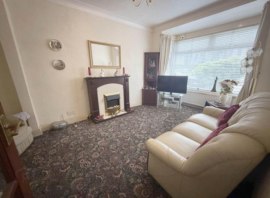 69 Willowfield Parade, Belfast, BT6 8HQ