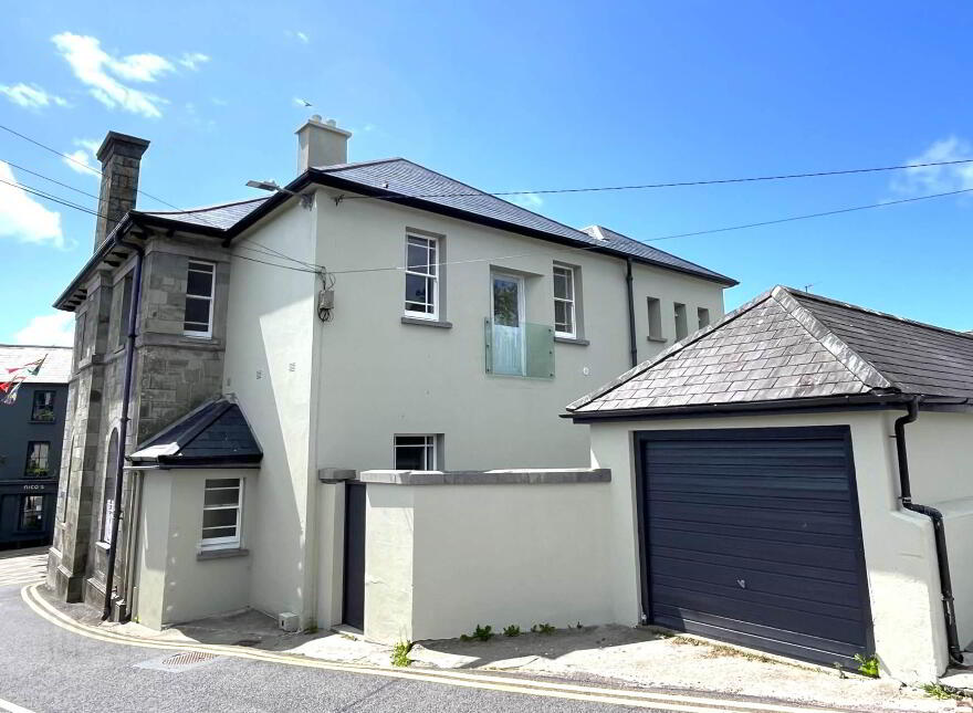Former Bank Building, Main Street, Schull, P81H952