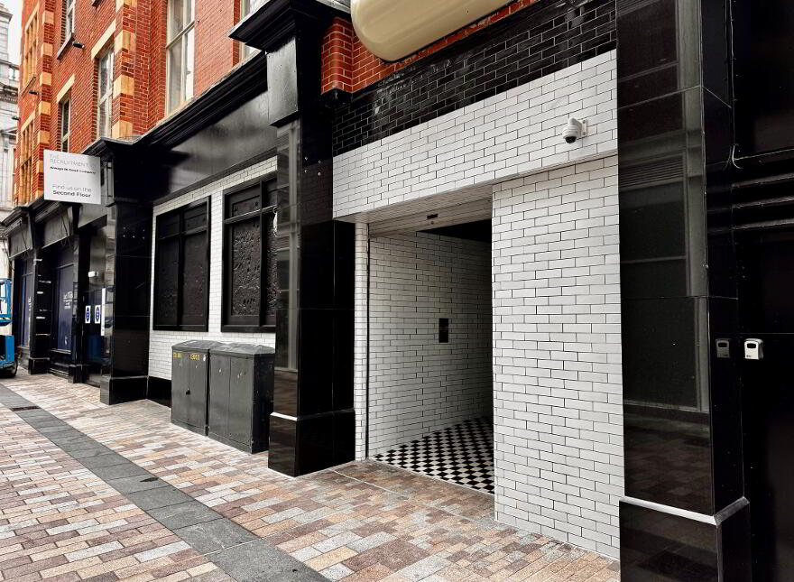 State Building, 2 Arthur Place, Belfast, BT1 4HG