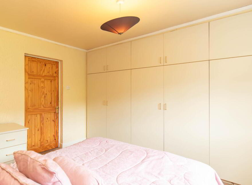 3 Townsparks, Ballyhaise, H12R802