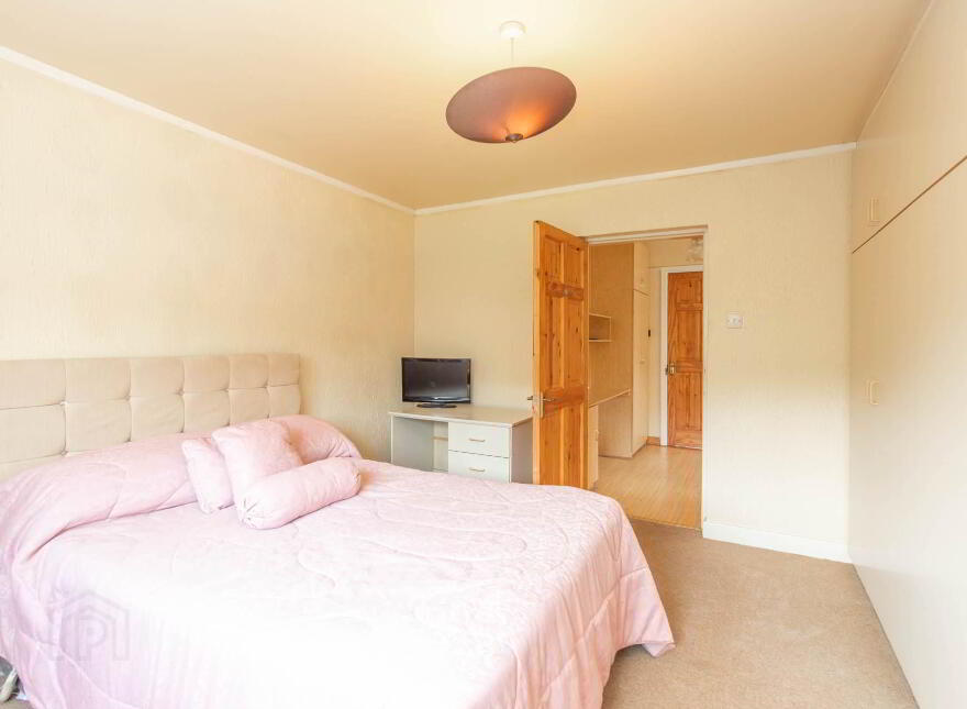 3 Townsparks, Ballyhaise, H12R802