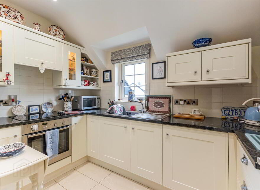 16 Ardnavalley Avenue, Comber, Newtownards, BT23 5WW