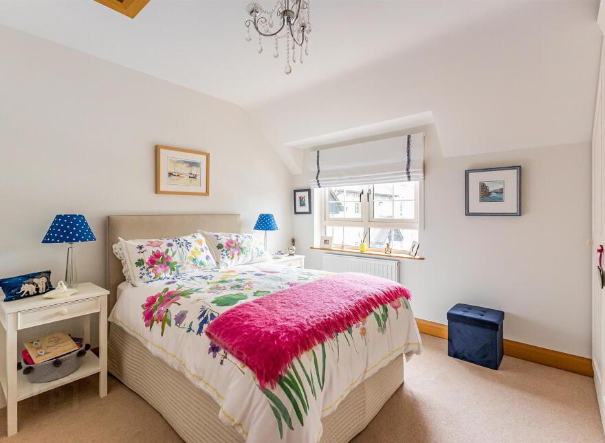 16 Ardnavalley Avenue, Comber, Newtownards, BT23 5WW