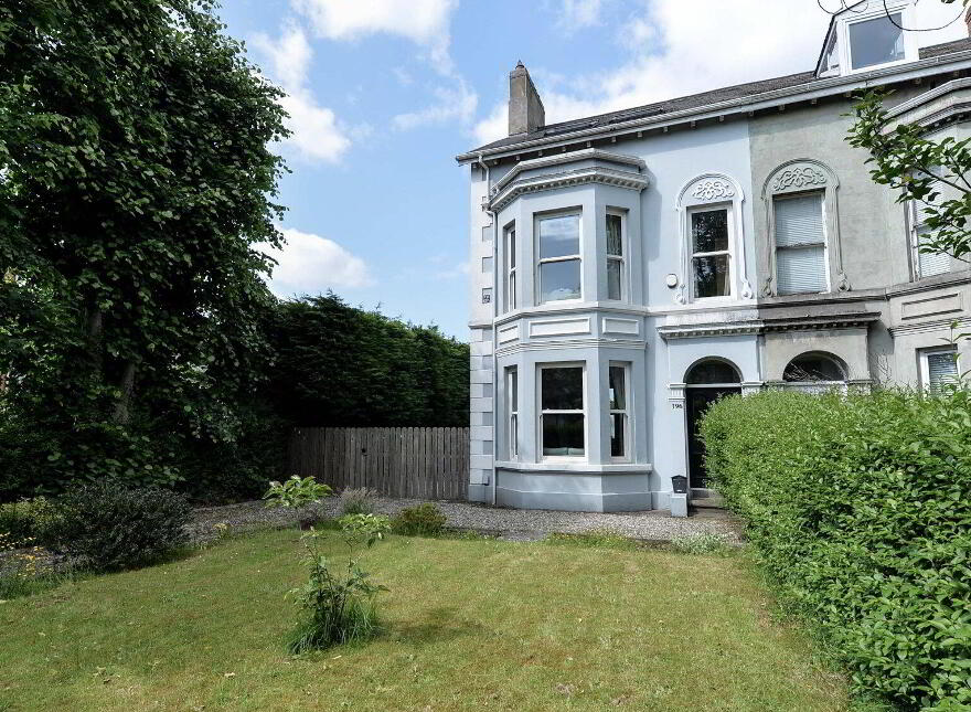 196 Upper Newtownards Road, Belfast, BT4 3ET