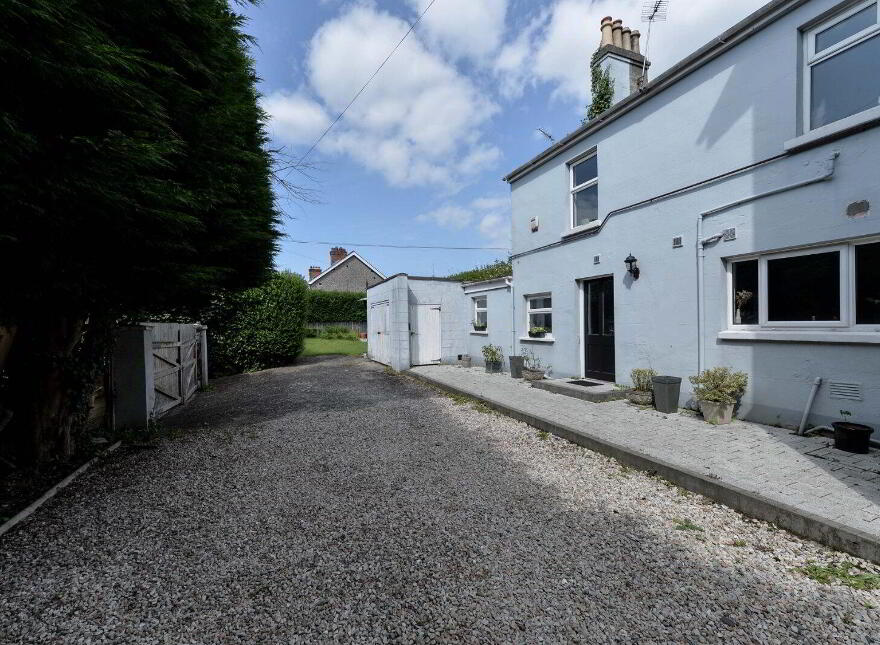 196 Upper Newtownards Road, Belfast, BT4 3ET