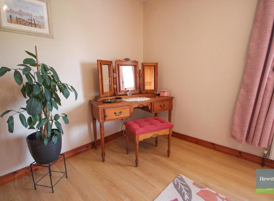 17 Newry Road, Armagh, BT60 1ER