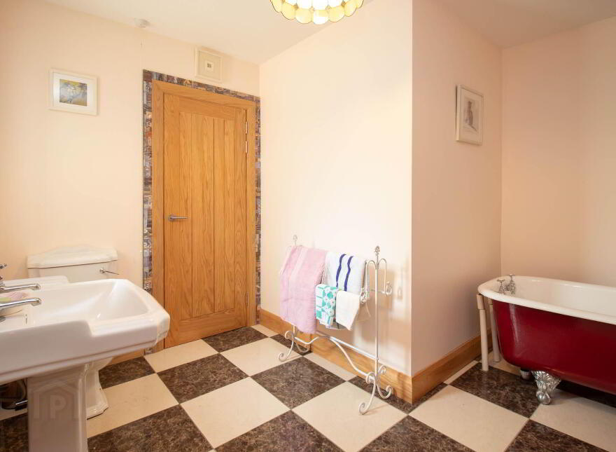 Ralaghan, Canningstown, Cootehill, H16R972
