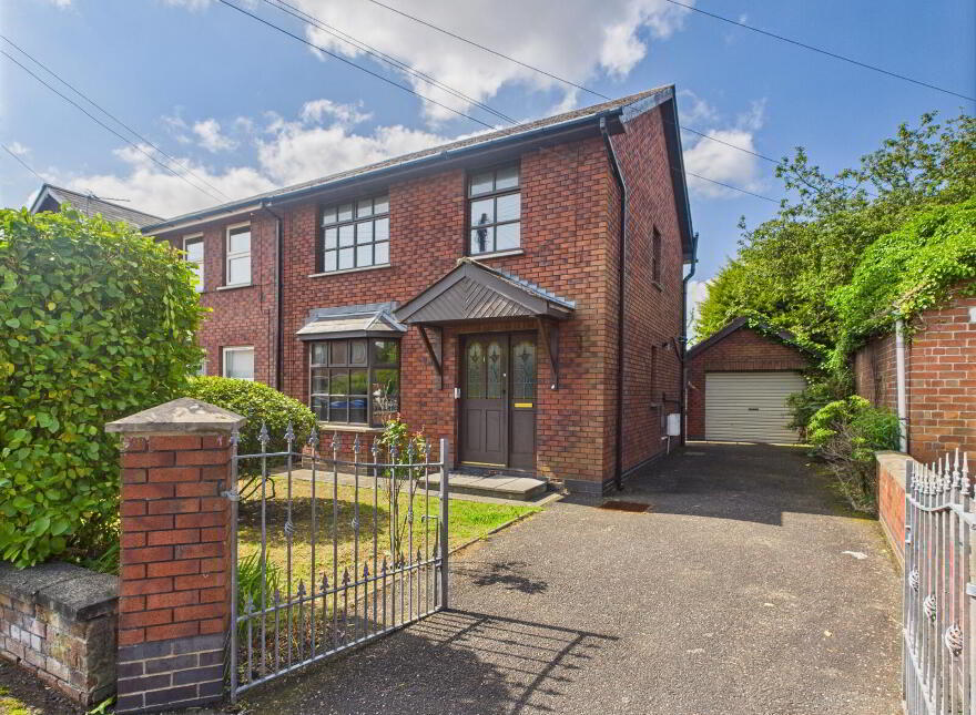 1 Carolhill Gardens, Belfast, BT4 2FS photo
