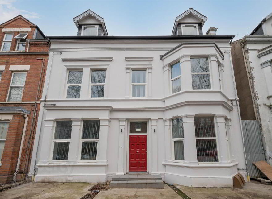 Apt 3, 41 Wellington Park, Belfast, BT9 6DN photo