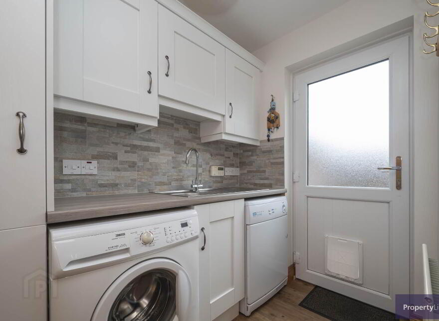 6 Drummore, Drumgaw Road, Armagh, BT60 2GB