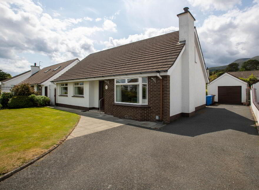 4 Marguerite Court, Newcastle, BT33 0PG photo