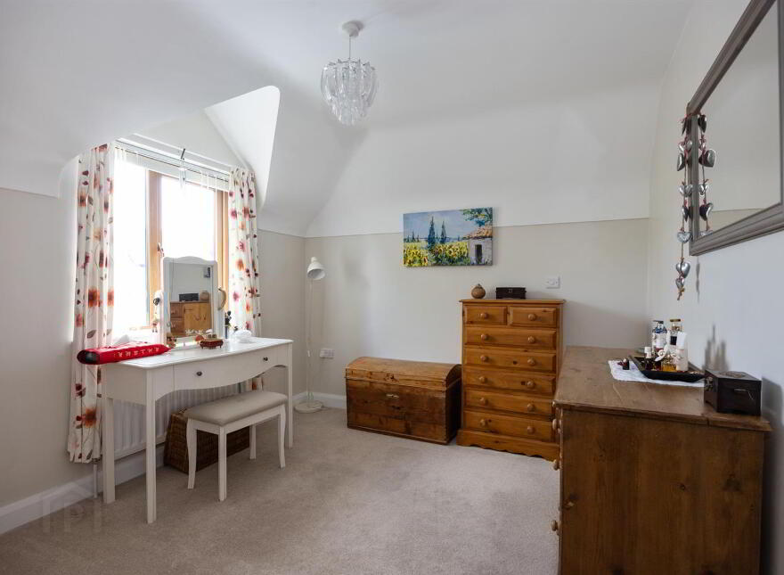 1b Rowallane Close, Saintfield, BT24 7PA