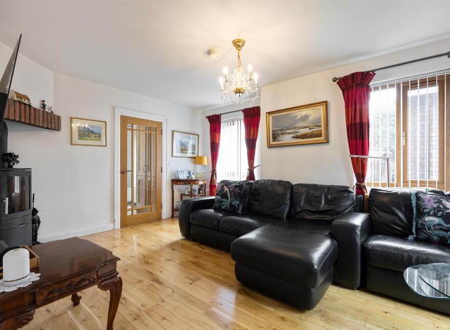 1b Rowallane Close, Saintfield, BT24 7PA