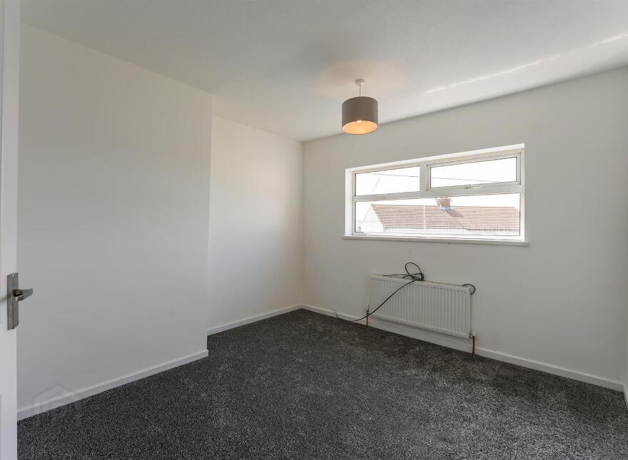 18 Slievemore Avenue, Newtownards, BT23 8JT