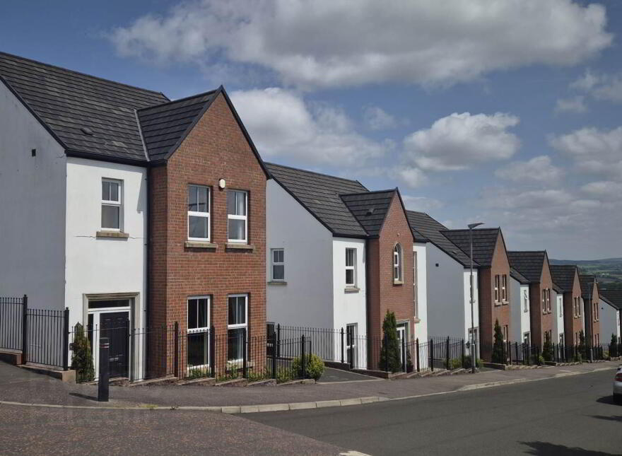 108 Birch Hill, Derry, BT47 2FJ photo
