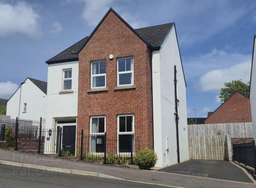 108 Birch Hill, Derry, BT47 2FJ photo