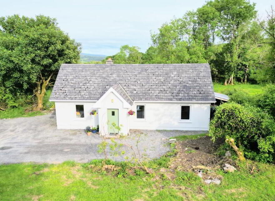 Largy Cottage, Glebe, Glenade, F91E1T2