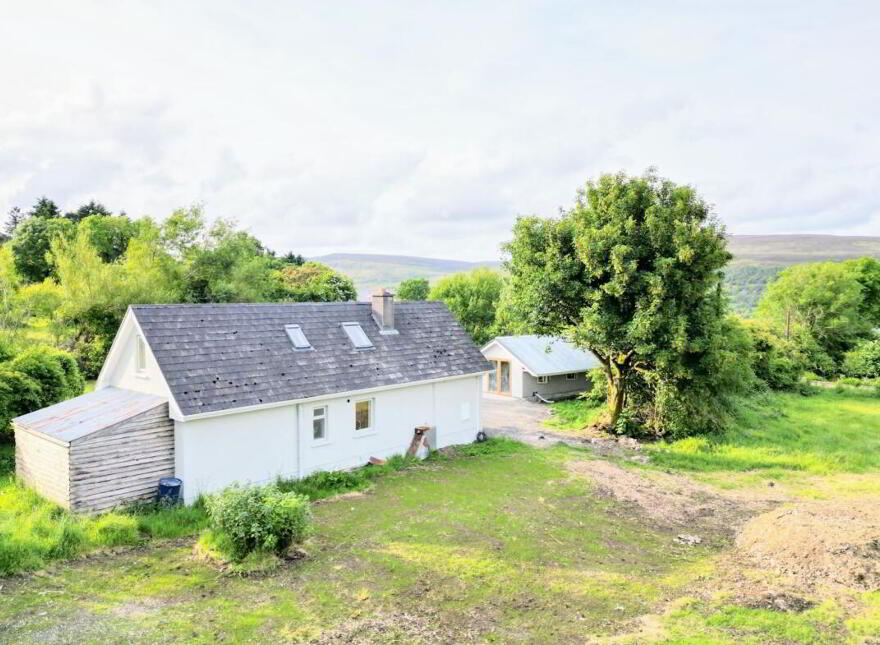 Largy Cottage, Glebe, Glenade, F91E1T2