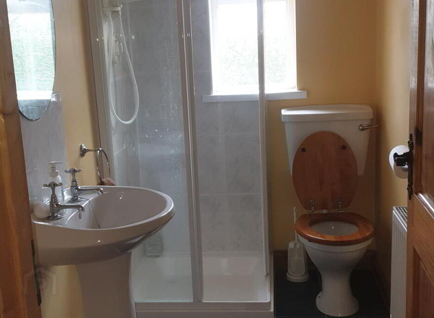 3 Dunalainn, Culdaff