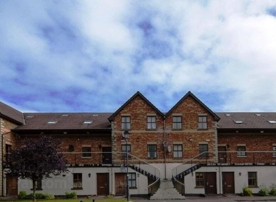 19 Auburn Lodge, Longford Town photo