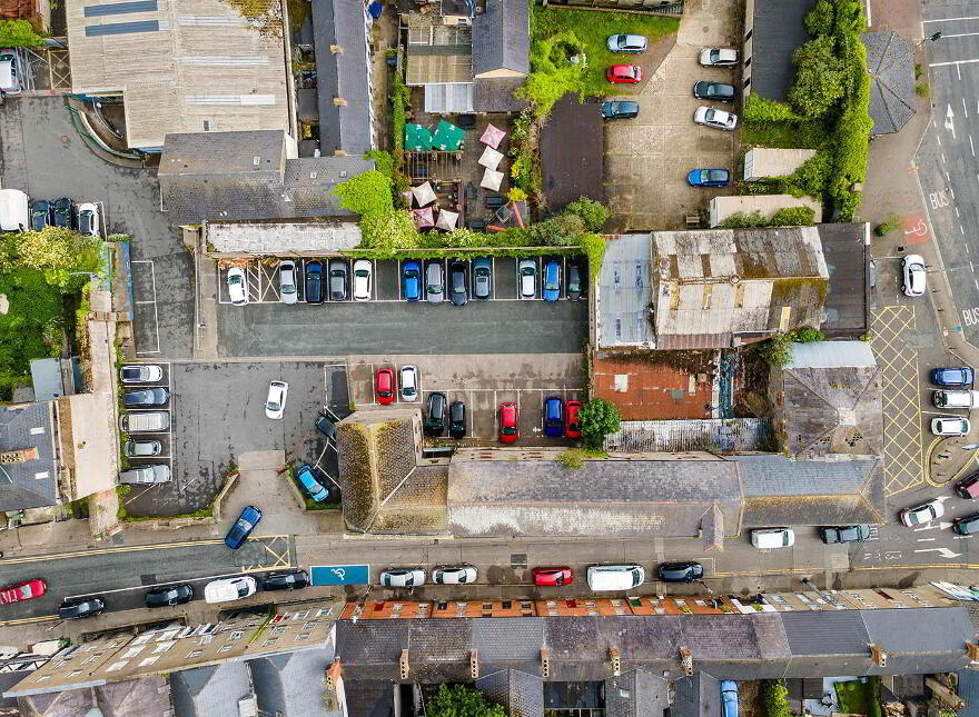 George' S Square, Drogheda