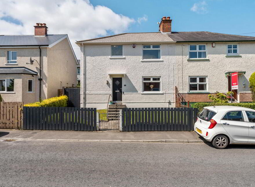 28 Wandsworth Gardens, Belfast, BT4 3NL photo