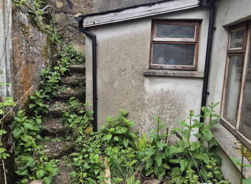 Railway View, Bridge Street, Clifden, H71TV09