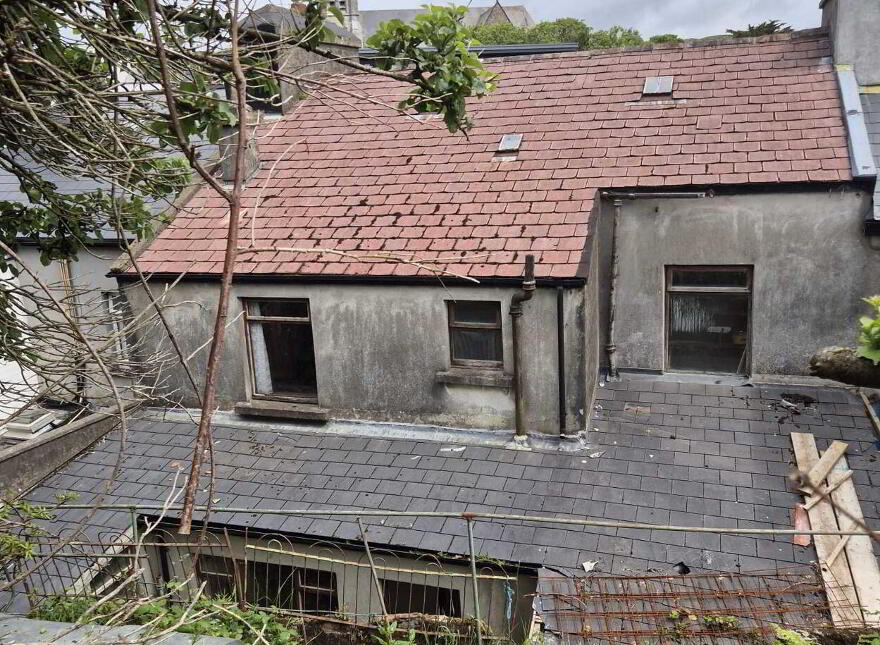 Railway View, Clifden, H71TV09
