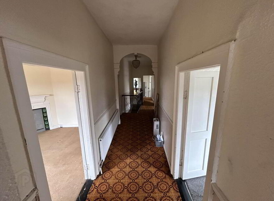Mentana, Laurel Hill Avenue, South Circular Road