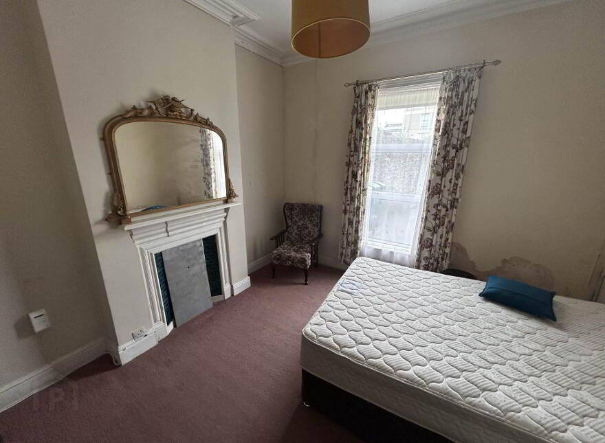 Mentana, Laurel Hill Avenue, South Circular Road