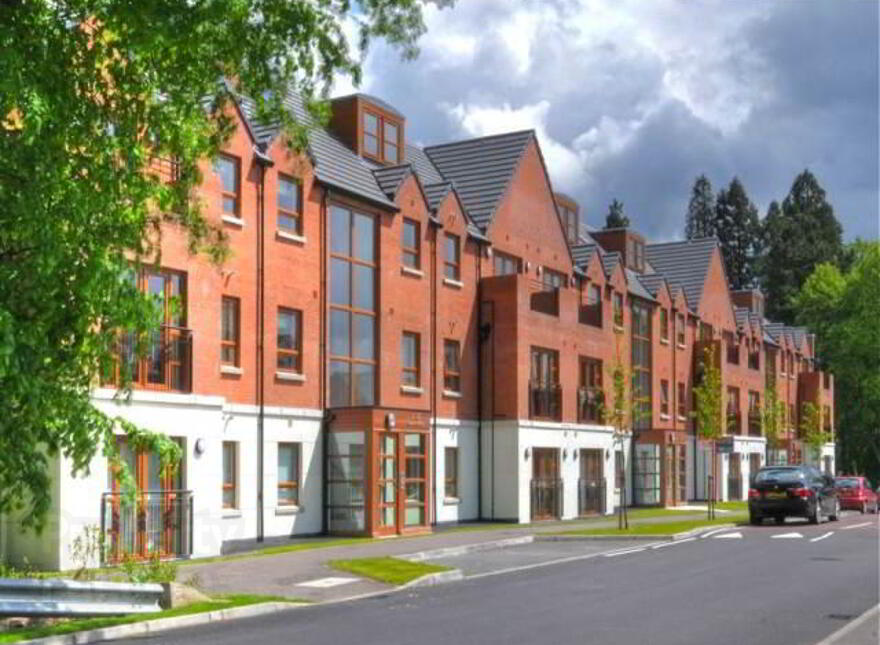 18 Sequoia Building, Redwoods, Dunmurry, Belfast, BT17 9FE photo