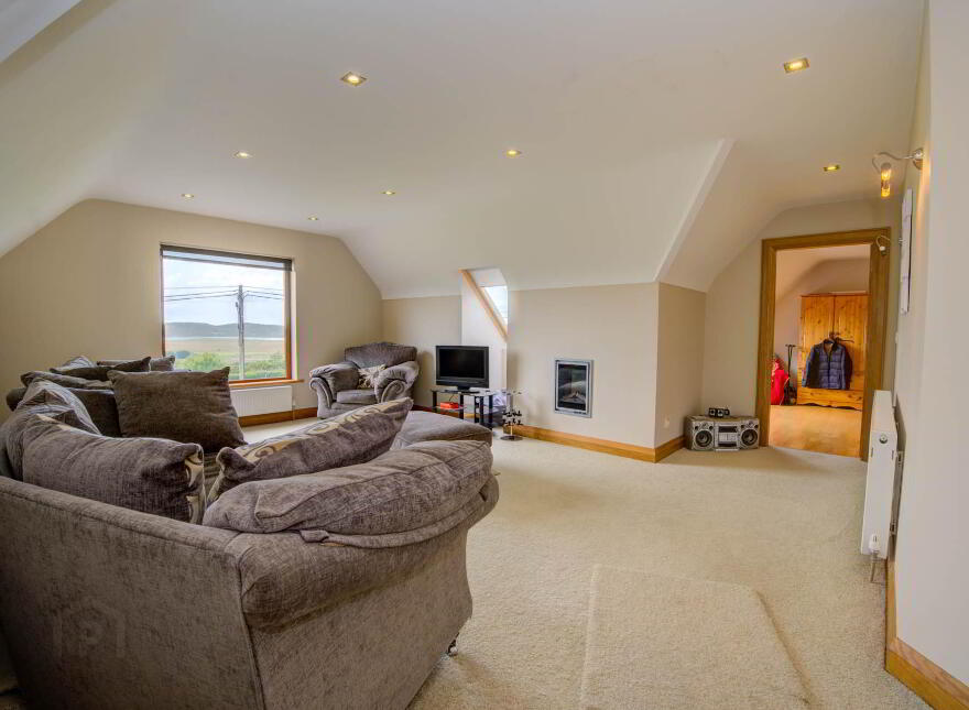 Dunmore, Carrigart, F92CP27