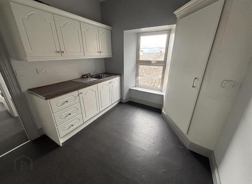 2 Cardinal O'Fiaich Square, Crossmaglen, Newry, BT35 9AA