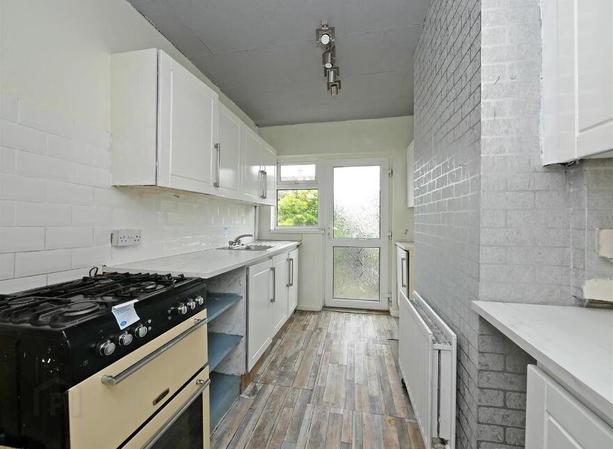 36 Moyle Walk, Belvoir Park, Belfast, BT8 7ER
