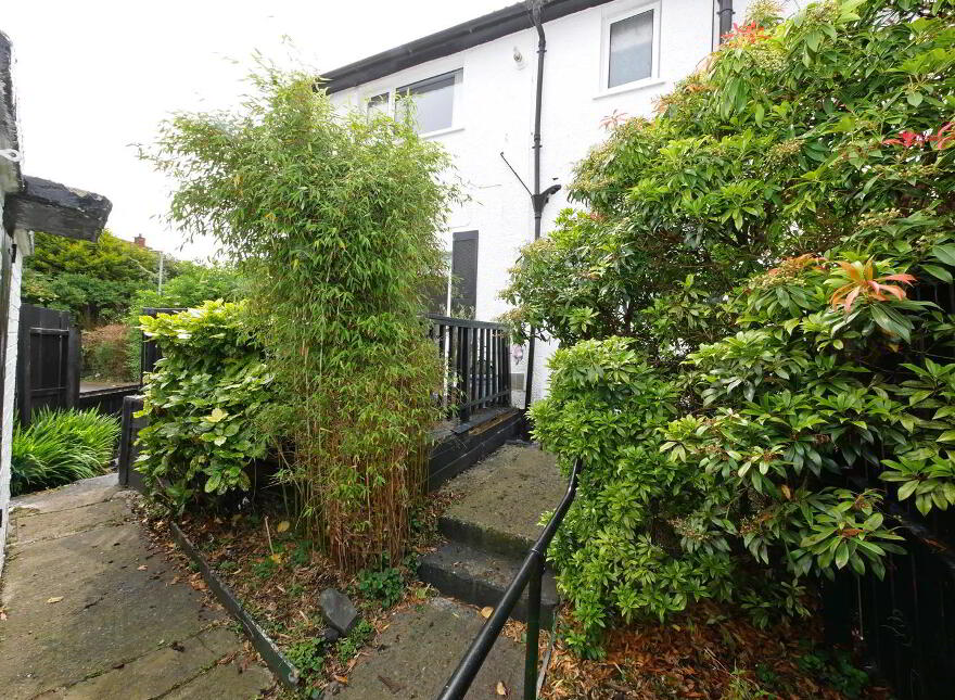 36 Moyle Walk, Belvoir Park, Belfast, BT8 7ER
