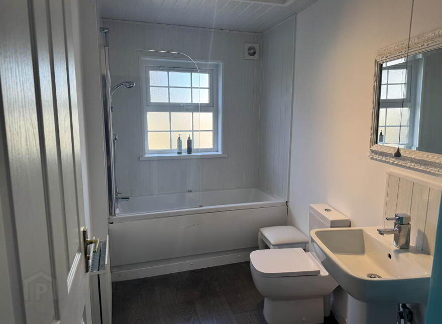 21 Joymount, Carrickfergus, BT38 7DN