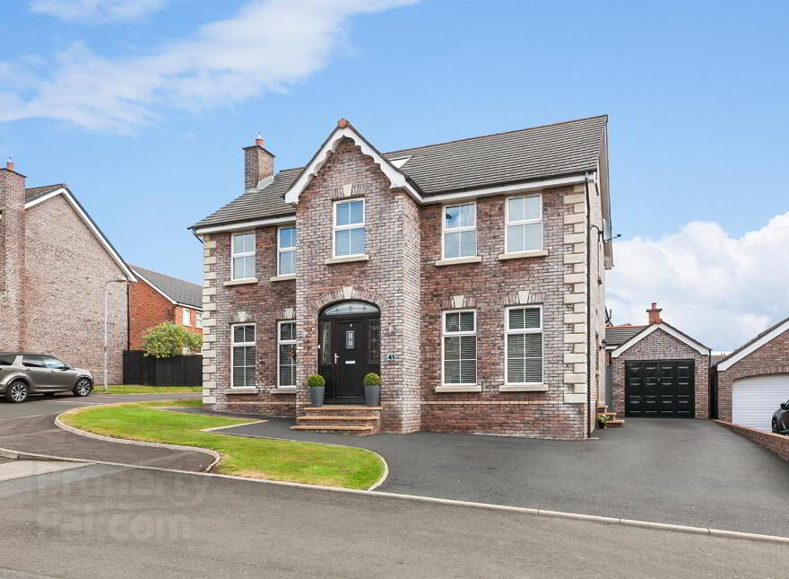 41 Russell Court, Ballyclare, BT39 9YL photo