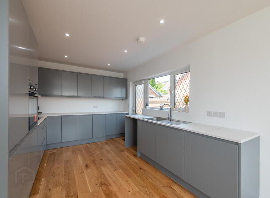 106 Fairview Road, Newtownabbey, BT36 6QN