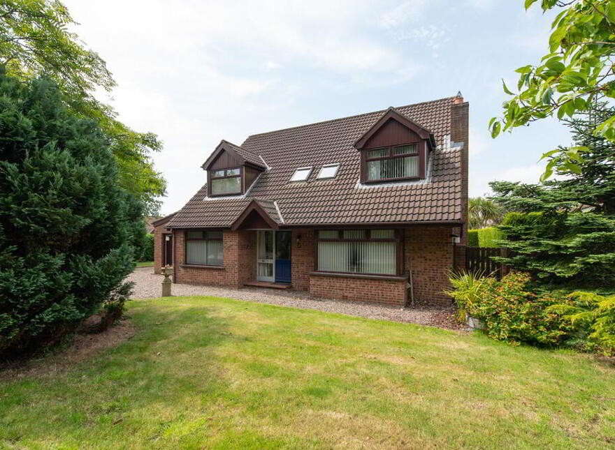 57 Craigs Road, Carrickfergus, BT38 9RL photo